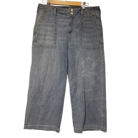 Seven7 High Rise Wide‎ Leg Cropped Jeans Light Wash Cargo Pockets Women's 12 - Picture 1 of 9